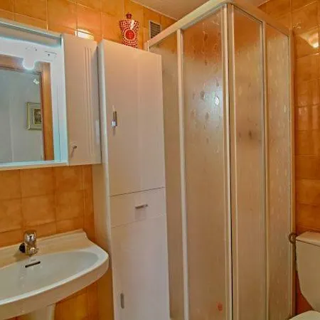 Apartamento Sleeps 4 Air Con T792157