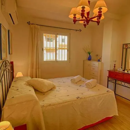Apartamento Sleeps 4 Air Con T792157